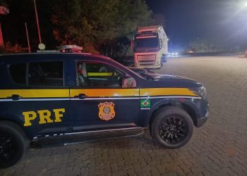 PRF retém carga de empresa de vendas on-line transportada sem nota fiscal na BR-251