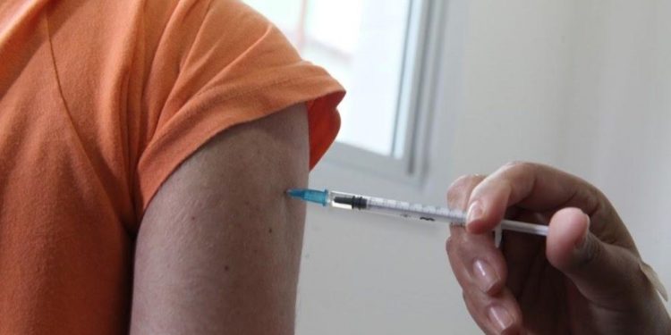 Ação itinerante de vacinação contra pneumonia e meningite será realizada em Montes Claros